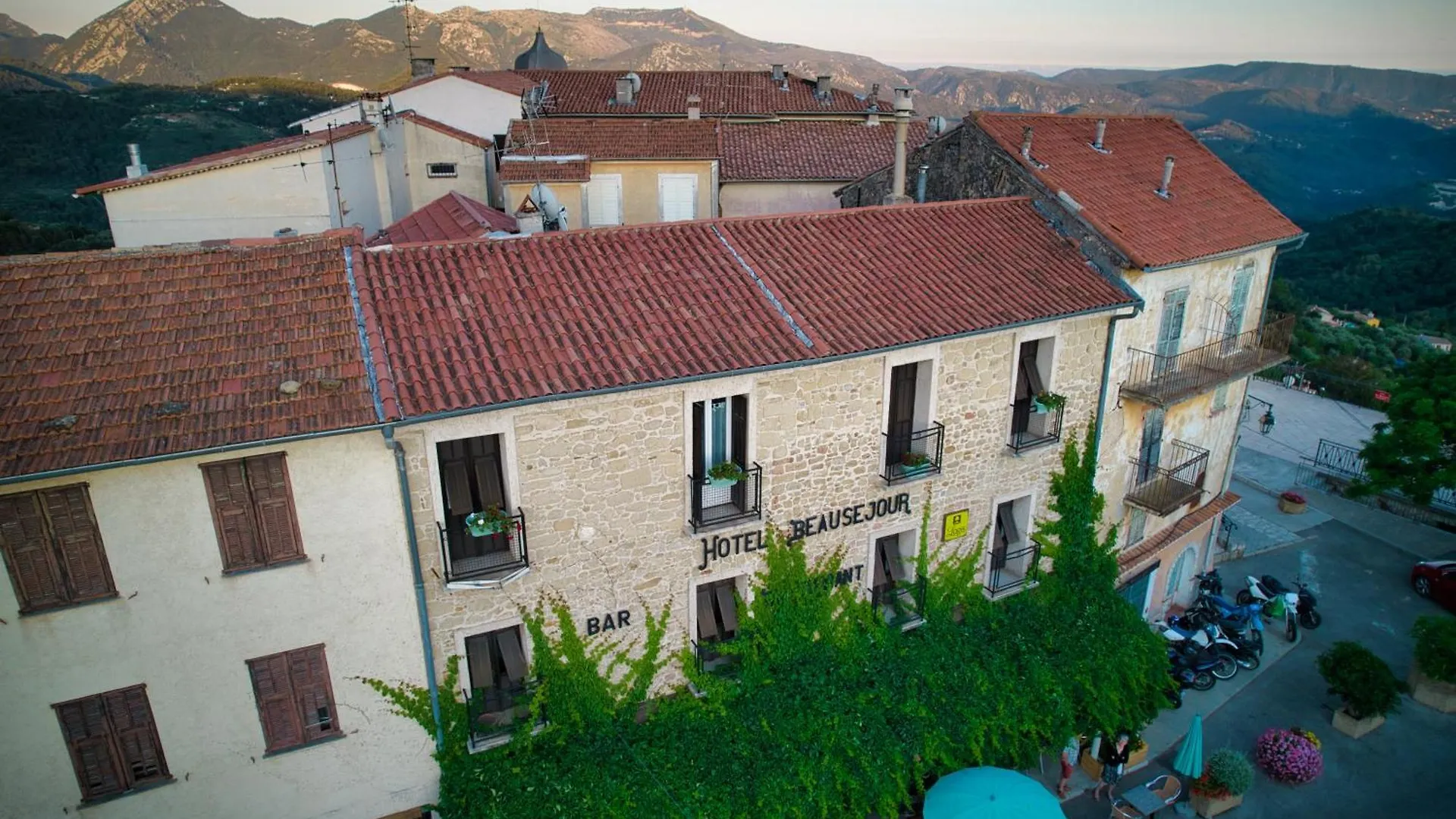 Logis Hotel Beausejour Berre-des-Alpes