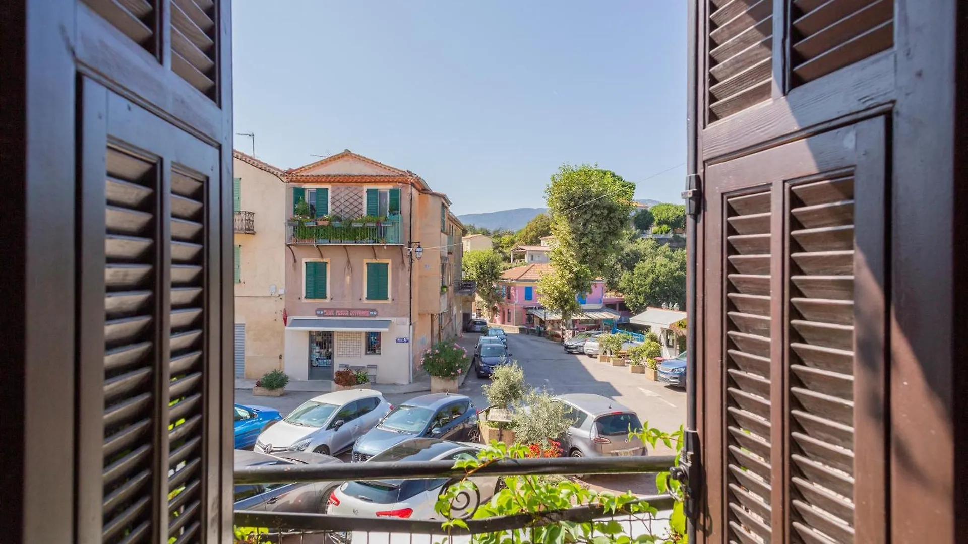 Logis Hotel Beausejour Berre-des-Alpes